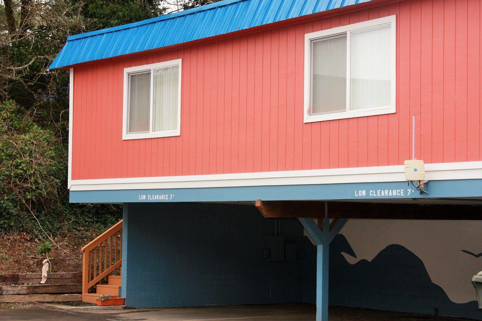 Heidi's Inn Ilwaco Buitenkant foto