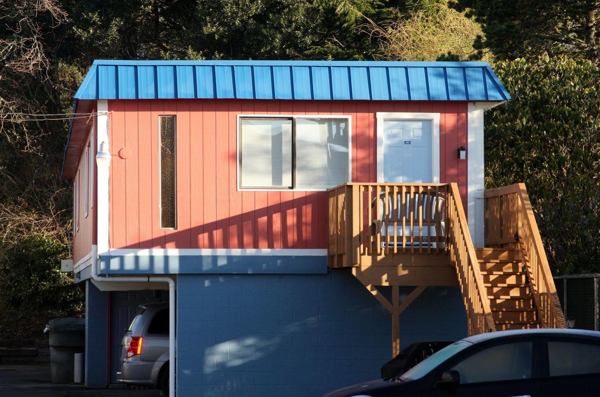 Heidi's Inn Ilwaco Buitenkant foto