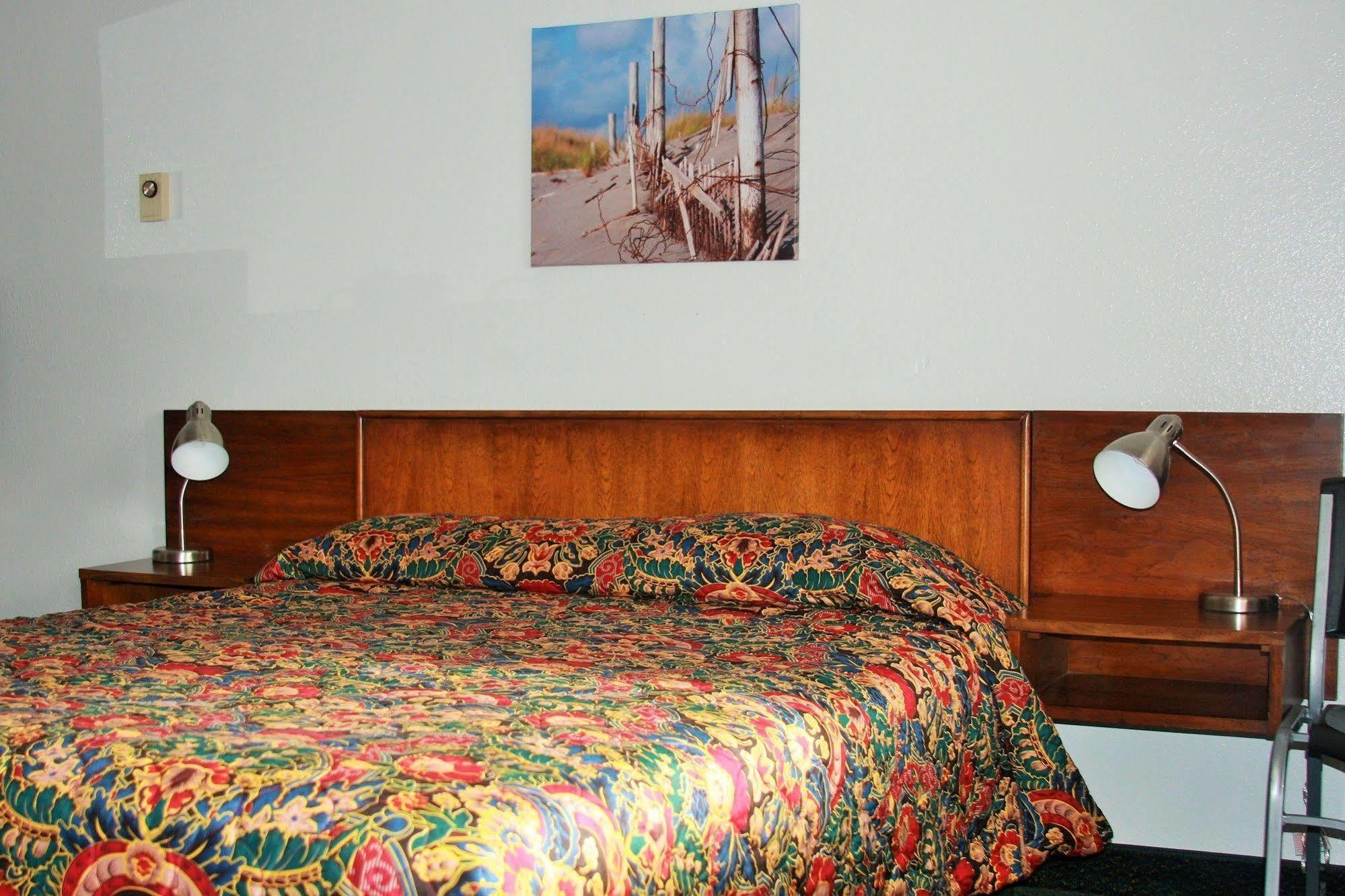 Heidi's Inn Ilwaco Buitenkant foto