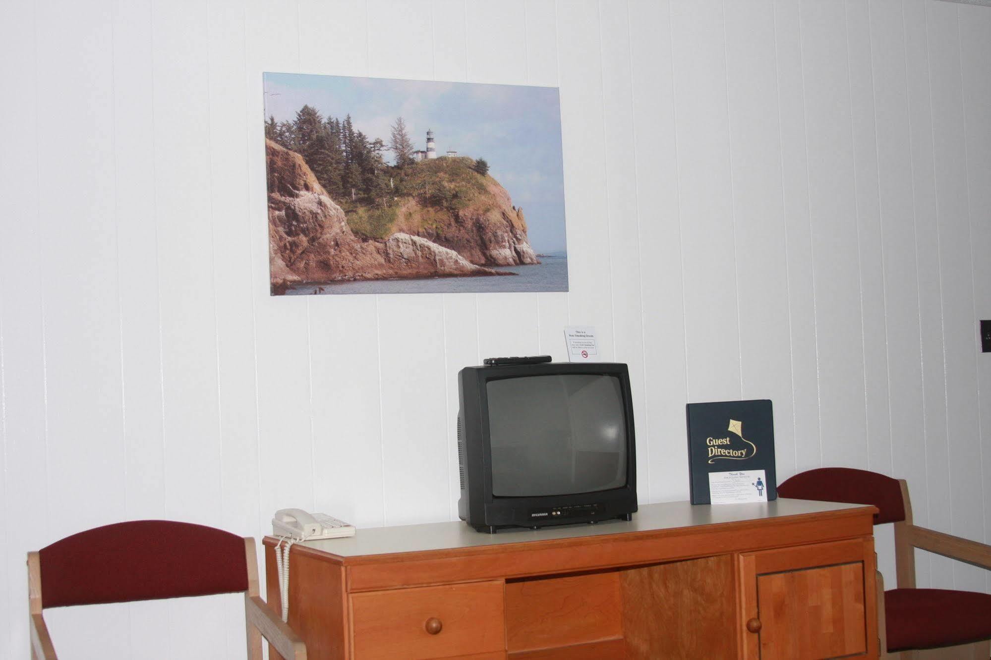 Heidi's Inn Ilwaco Buitenkant foto