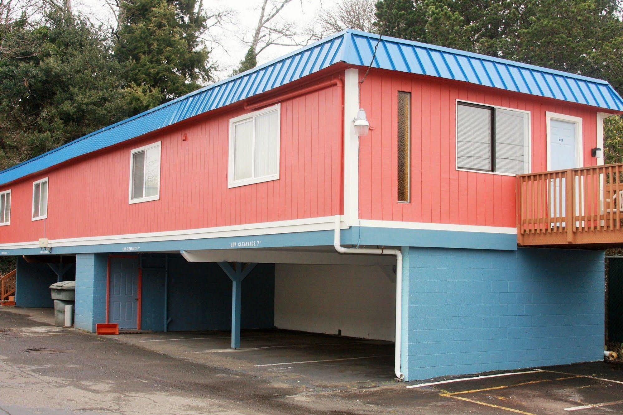 Heidi's Inn Ilwaco Buitenkant foto